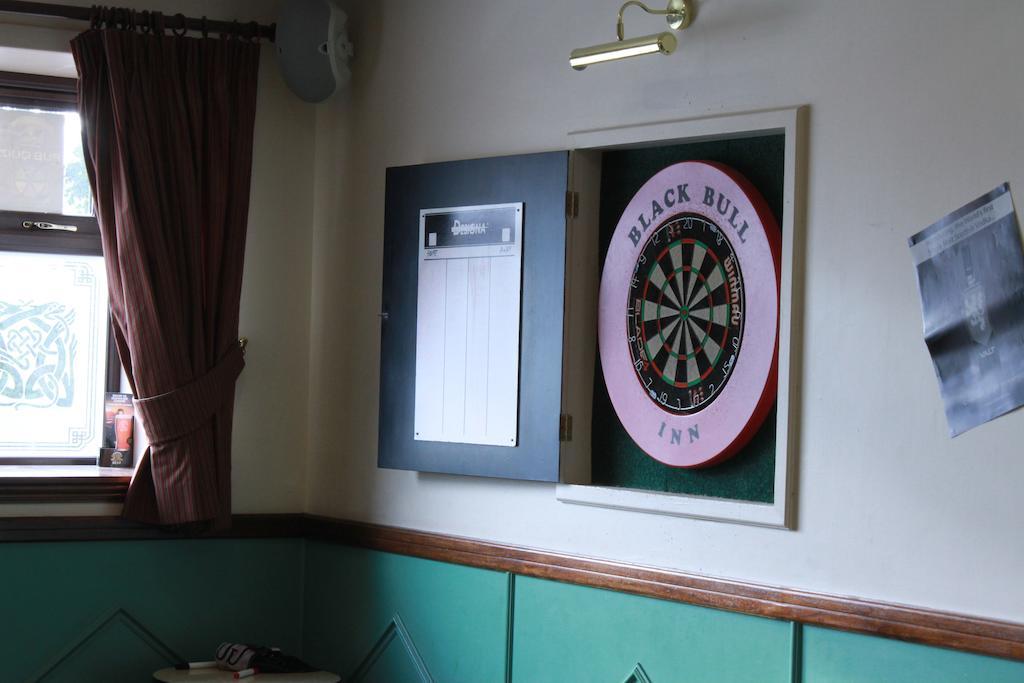 The Black Bull Inn Инверури Экстерьер фото